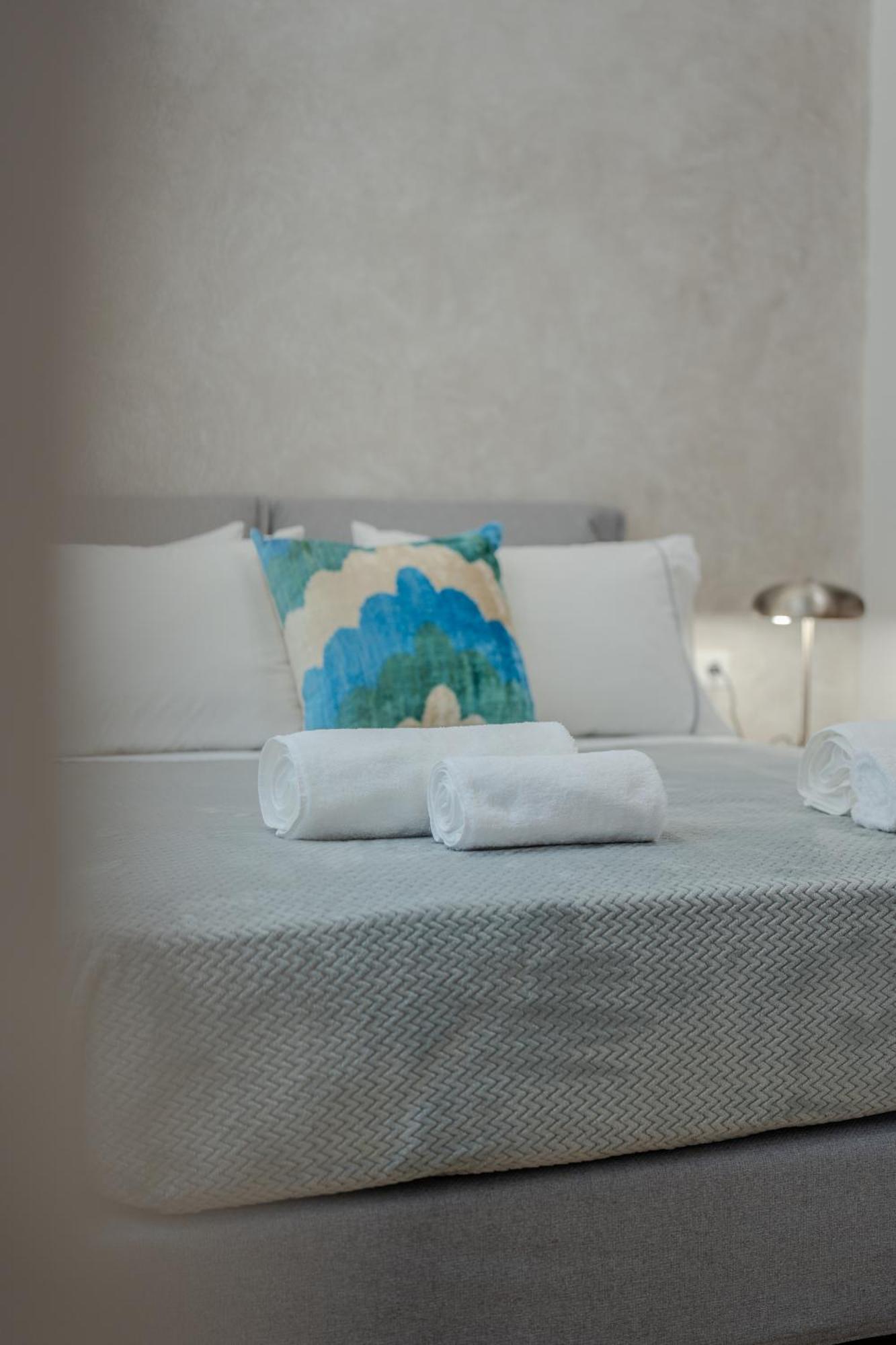 Derouse Othon Suite With Hydromassage Jacuzzi Αθήνα Εξωτερικό φωτογραφία